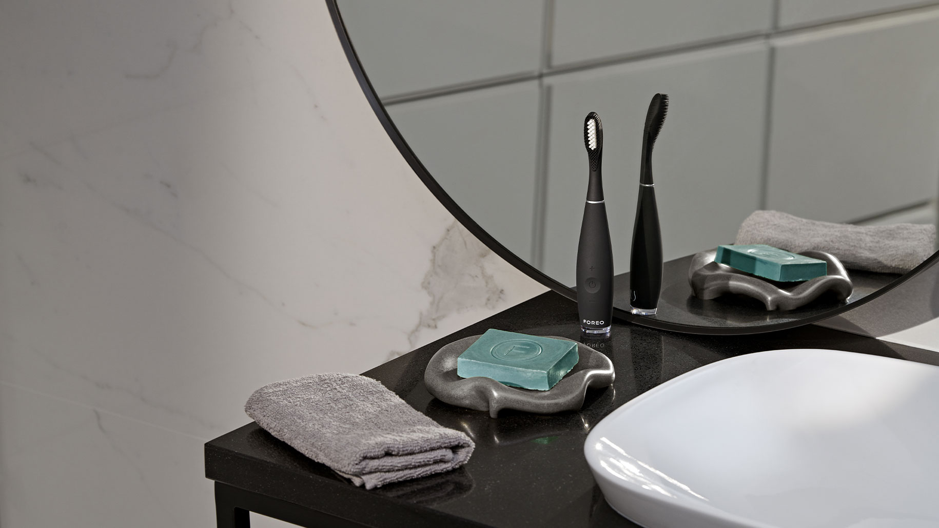 foreo.com - 1830x1029px_5.jpg